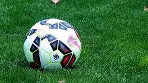 《卫报独家揭秘：英超财务新规严防球队“酒店女队”漏洞，转会市场再掀风云！》